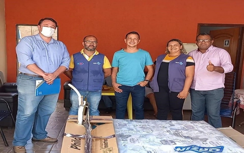 Presidente da Câmara visita Casa de Apoio de Barretos com autoridade do município e entregam eletrodomésticos